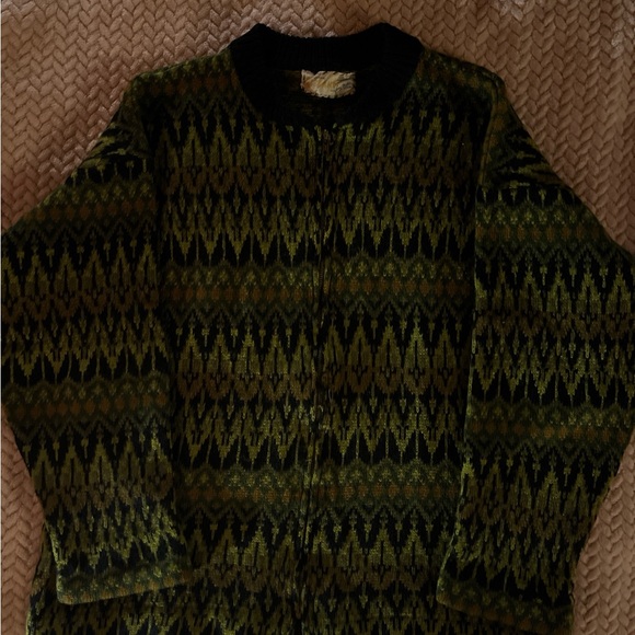 Koi Men's Olive and Black Zip-Up Sweater - Picture 2 of 6
